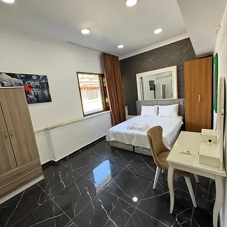 Family Palace *